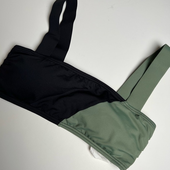 VINCE Camuto bikini top-NWT - Picture 2 of 5